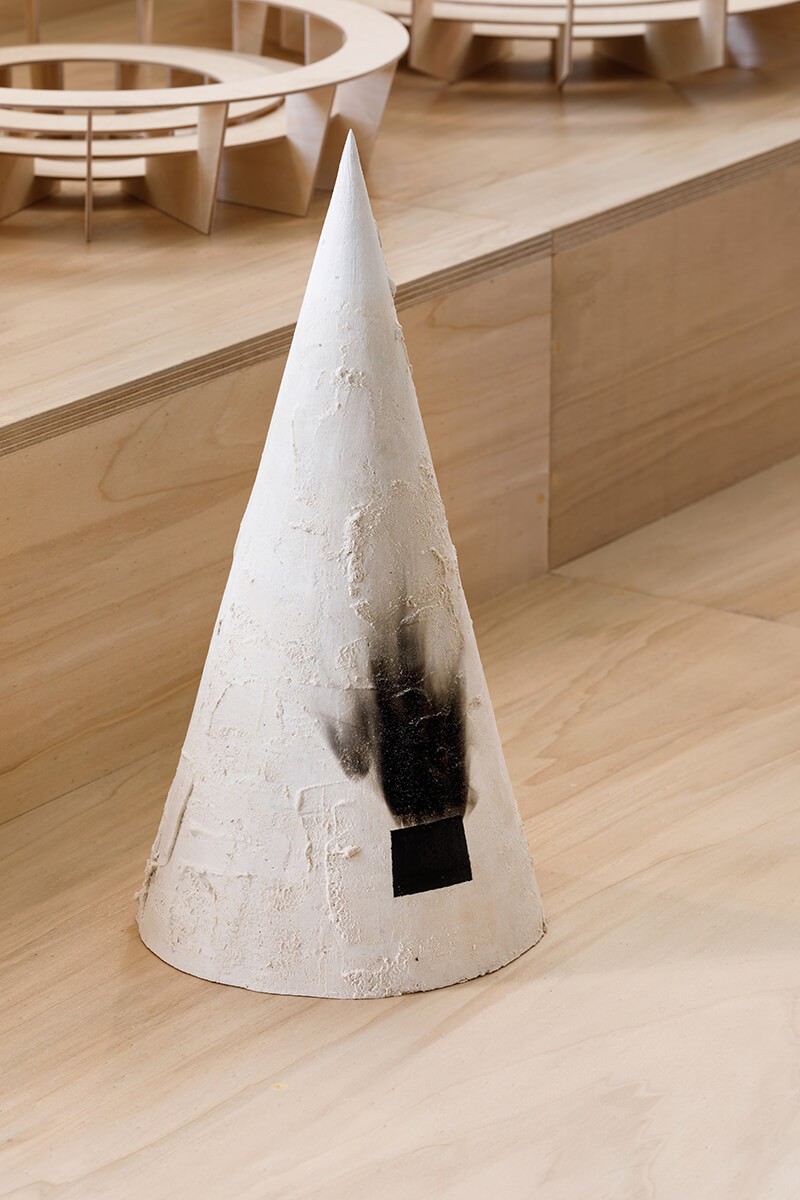 2021_le-quadrilatere_olivier-vadrot_ensemble-s-_photo-salim-santa-lucia_ssl_0265_hd300dpi