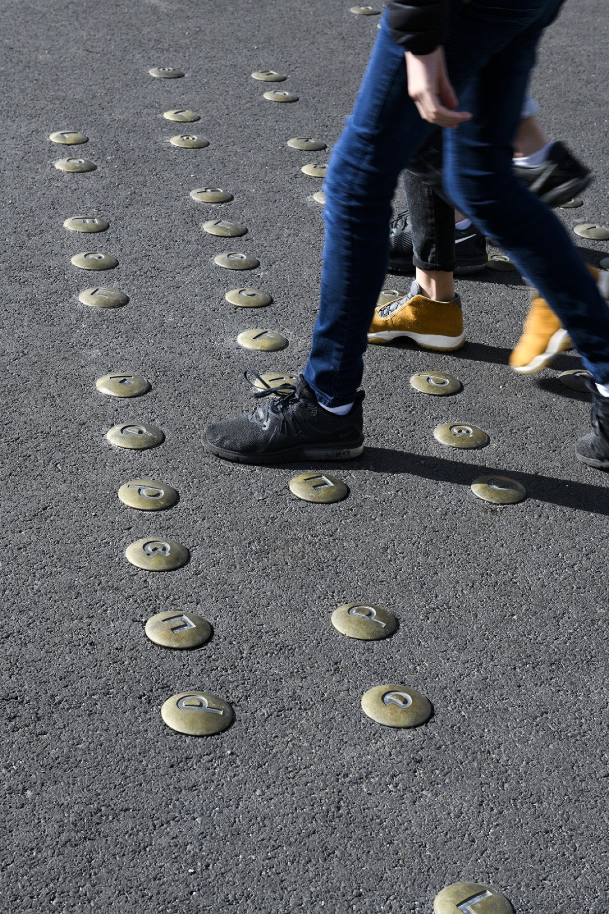 olivier_vadrot_fanette_mellier_james_noel_les_clous_02