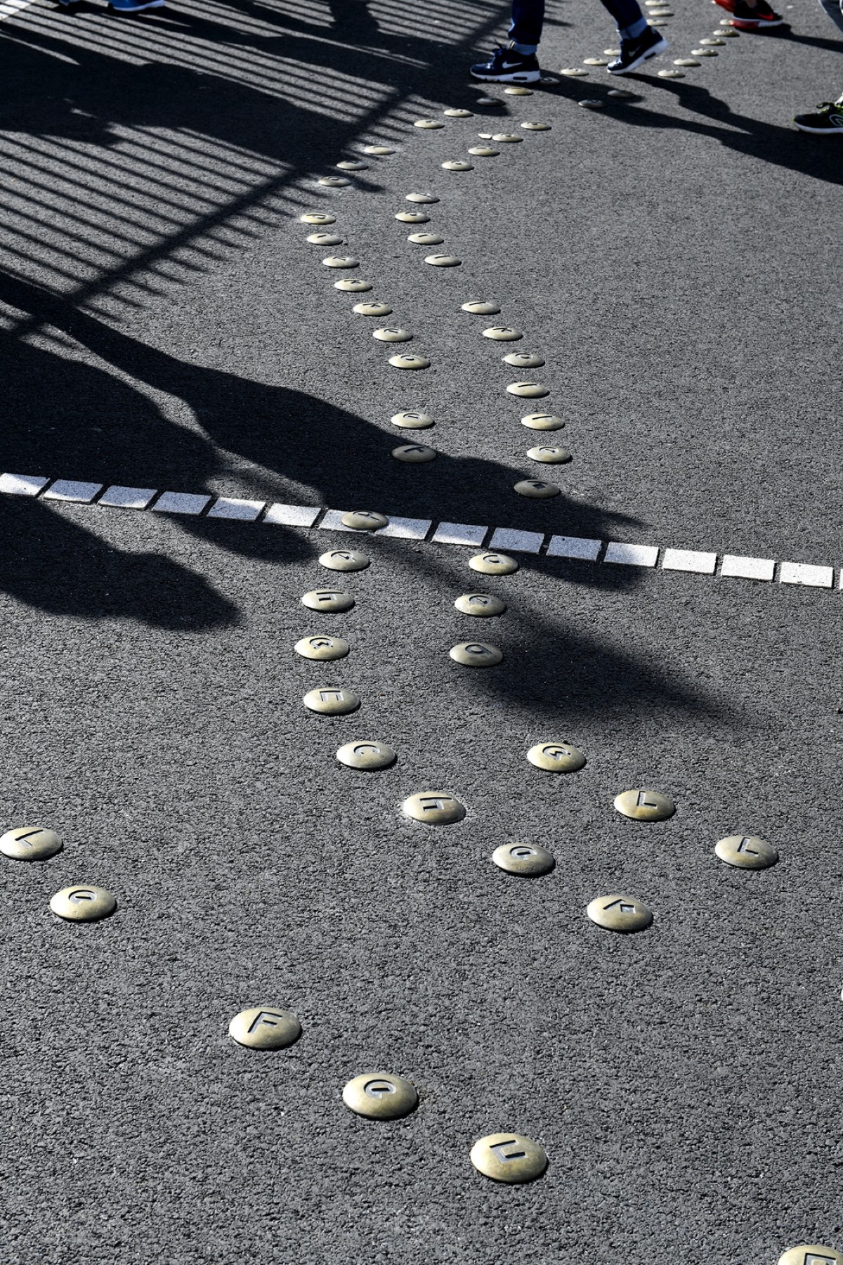 olivier_vadrot_fanette_mellier_james_noel_les_clous_03