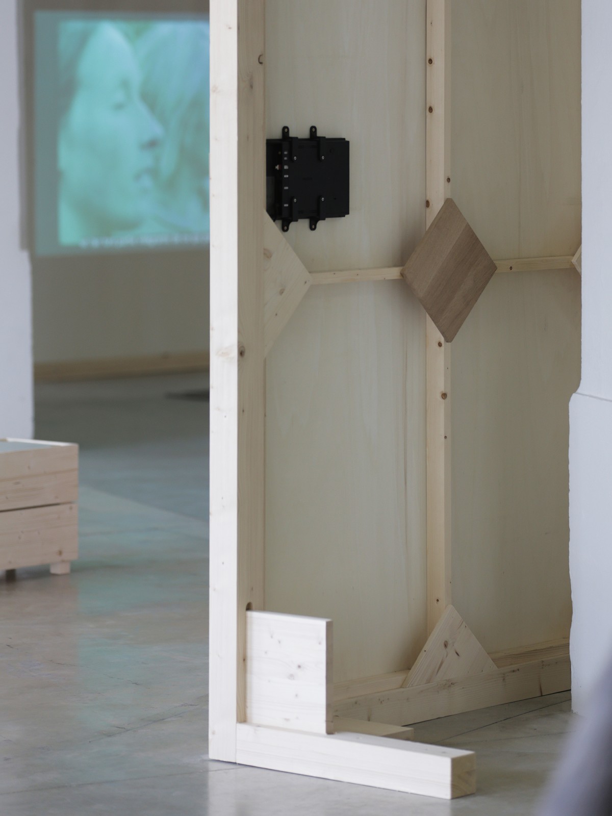 memo_exhibition_fondation_martell_cognac_003